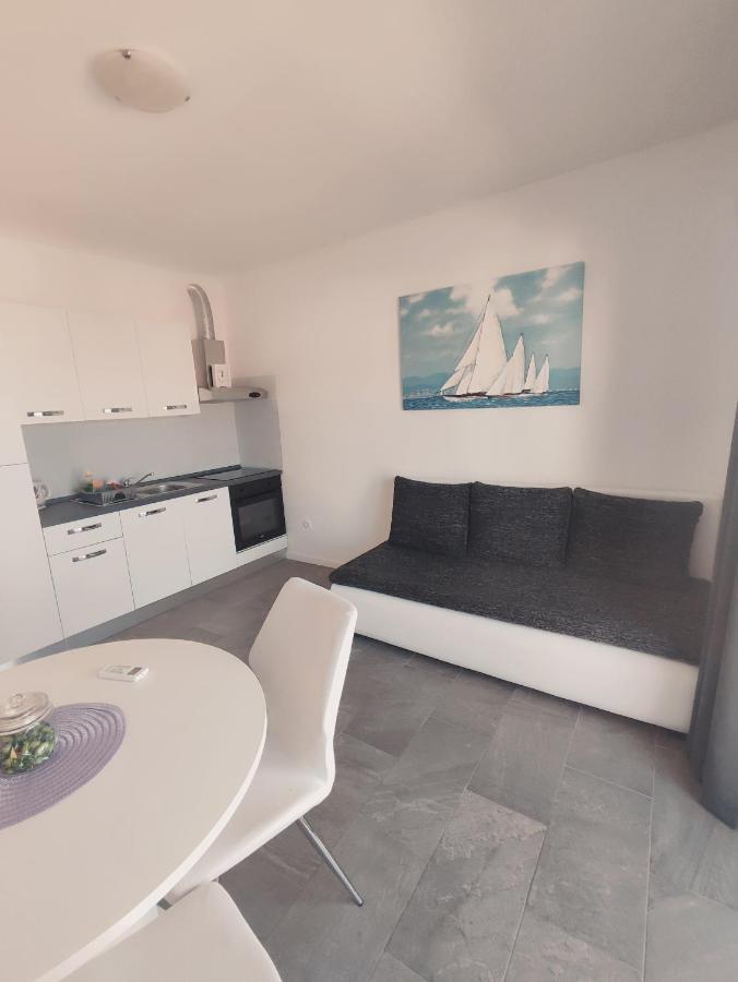 Apartman Providenca - Trogir - Close To Beach Exterior foto